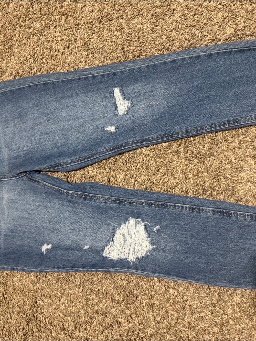 No Boundaries Distressed Ankle Jeans - Medium Blue